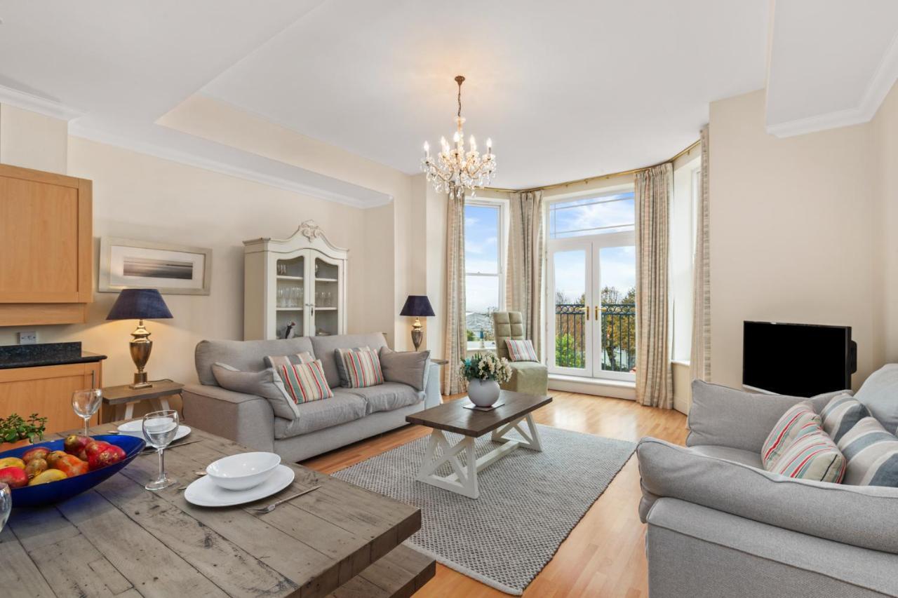 Bryn Y Mor - Tenby Apartment Sea Views מראה חיצוני תמונה